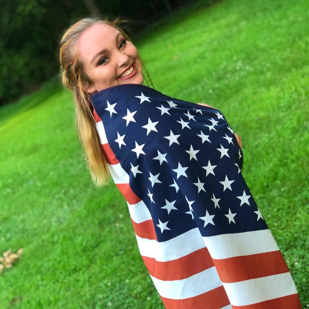 Meet your Posher, Ravyn